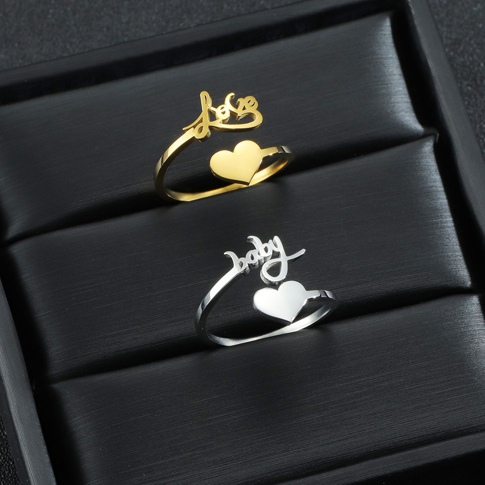 Atoztide kişiselleştirilmiş öz - Initial Ring Custom incelemesi ve fiyatı