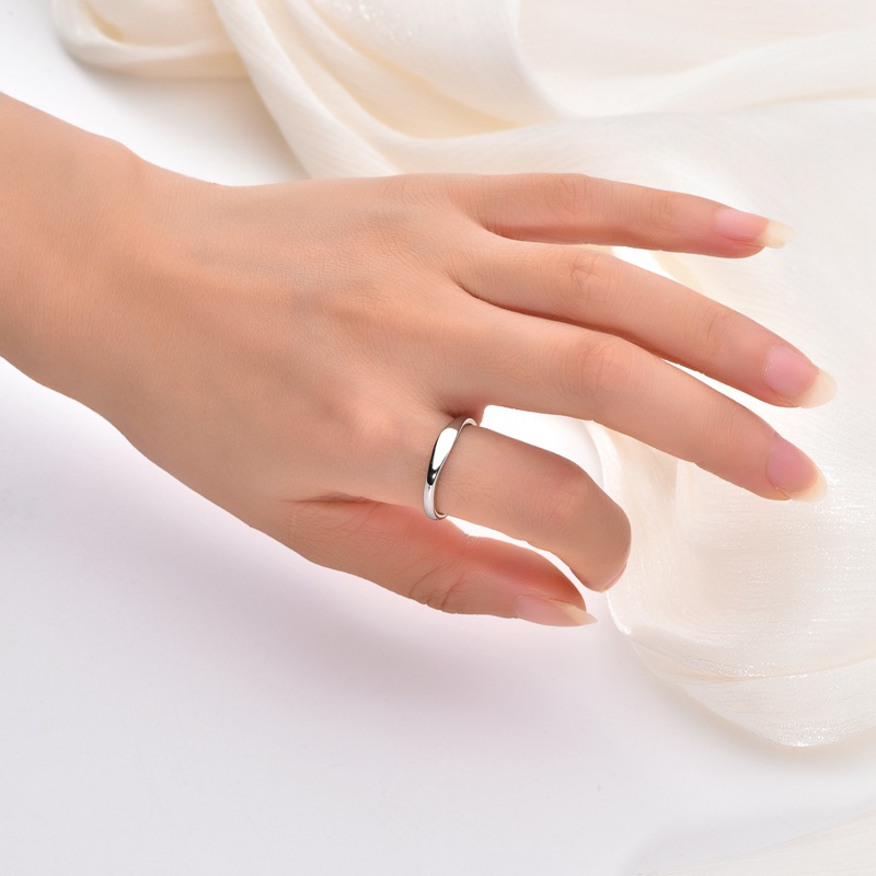 Kişiselleştirilmiş özelleştiri - Initial Ring Custom incelemesi ve fiyatı